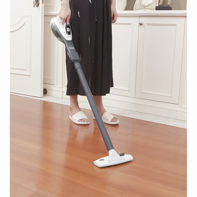 ブラック・アンド・デッカー リチウムスティッククリーナー