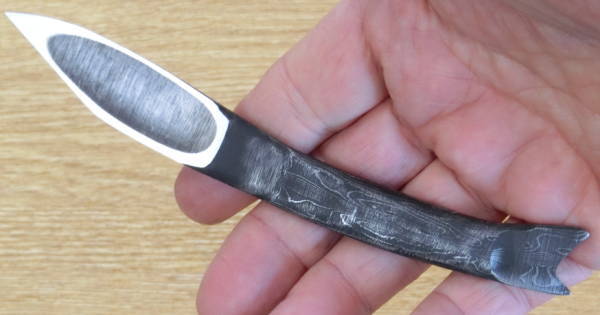 藤廣作、墨流し鮎切り出し