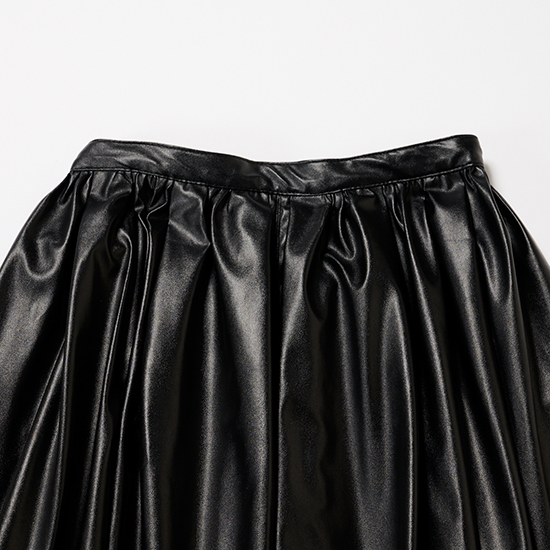 THREE SQUARE]フェイクレザースカート | KOBUNSHA SELECT SHOP