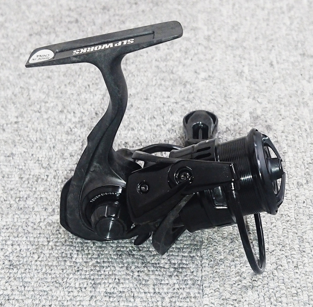 黒い特務機「DSLT1000S-P」のご案内・・・！ | DAYSPROUT