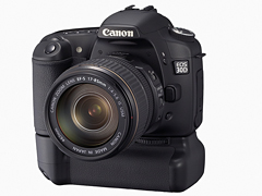 キヤノン、ピクチャースタイルを搭載した「EOS 30D」