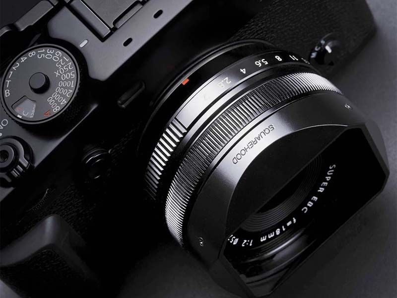 スクエアフード、富士フイルムの「XF35mmF1.4」と「XF18mmF2」用の