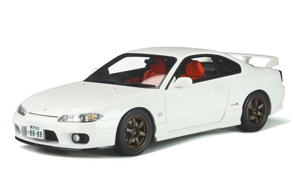 OttO mobile 1/18scale Nissan Silvia Spec R Aero (S15) (White