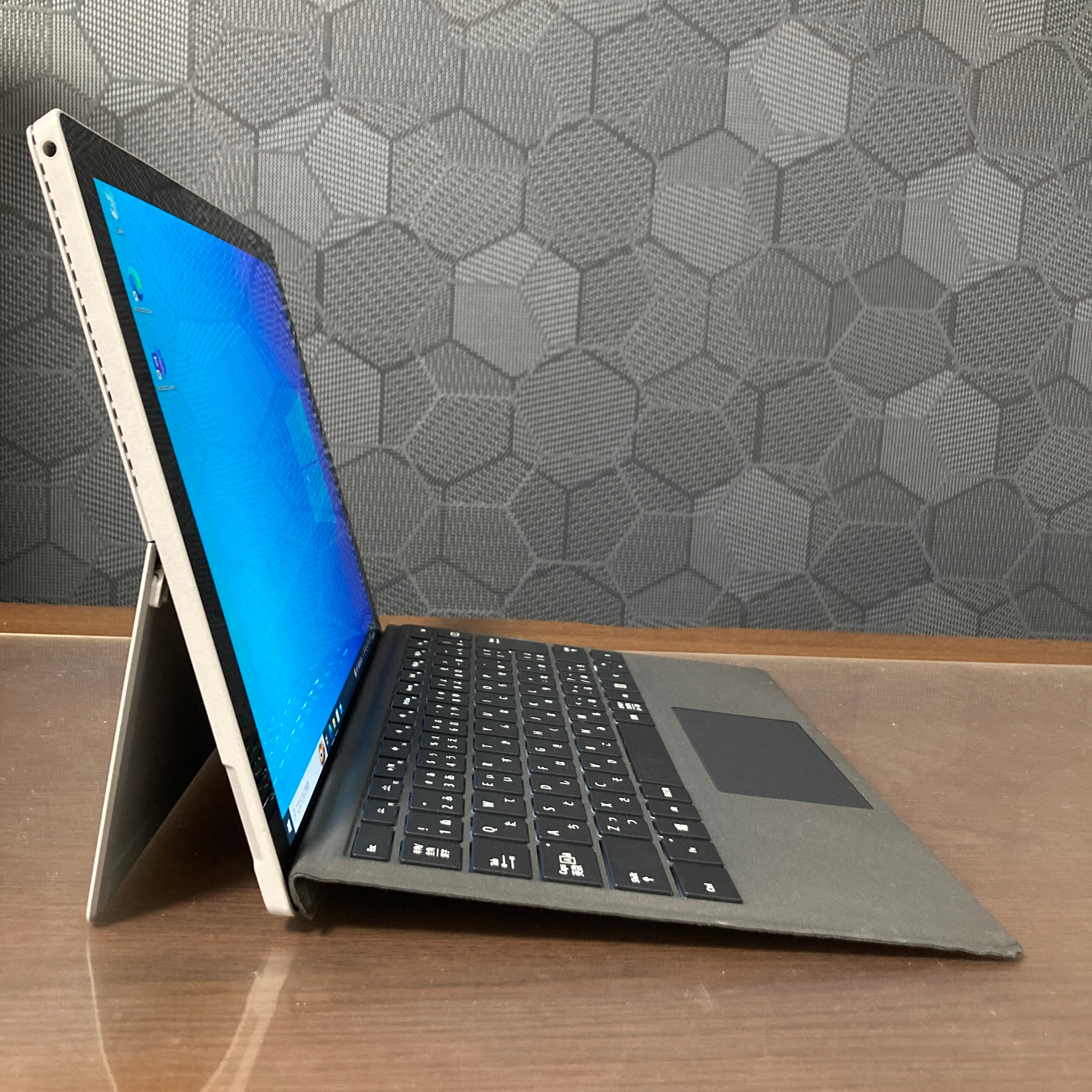 安心の3か月保証♪】Surface Pro4 i5 6300U 4GB SSD 128GB 軽量766g