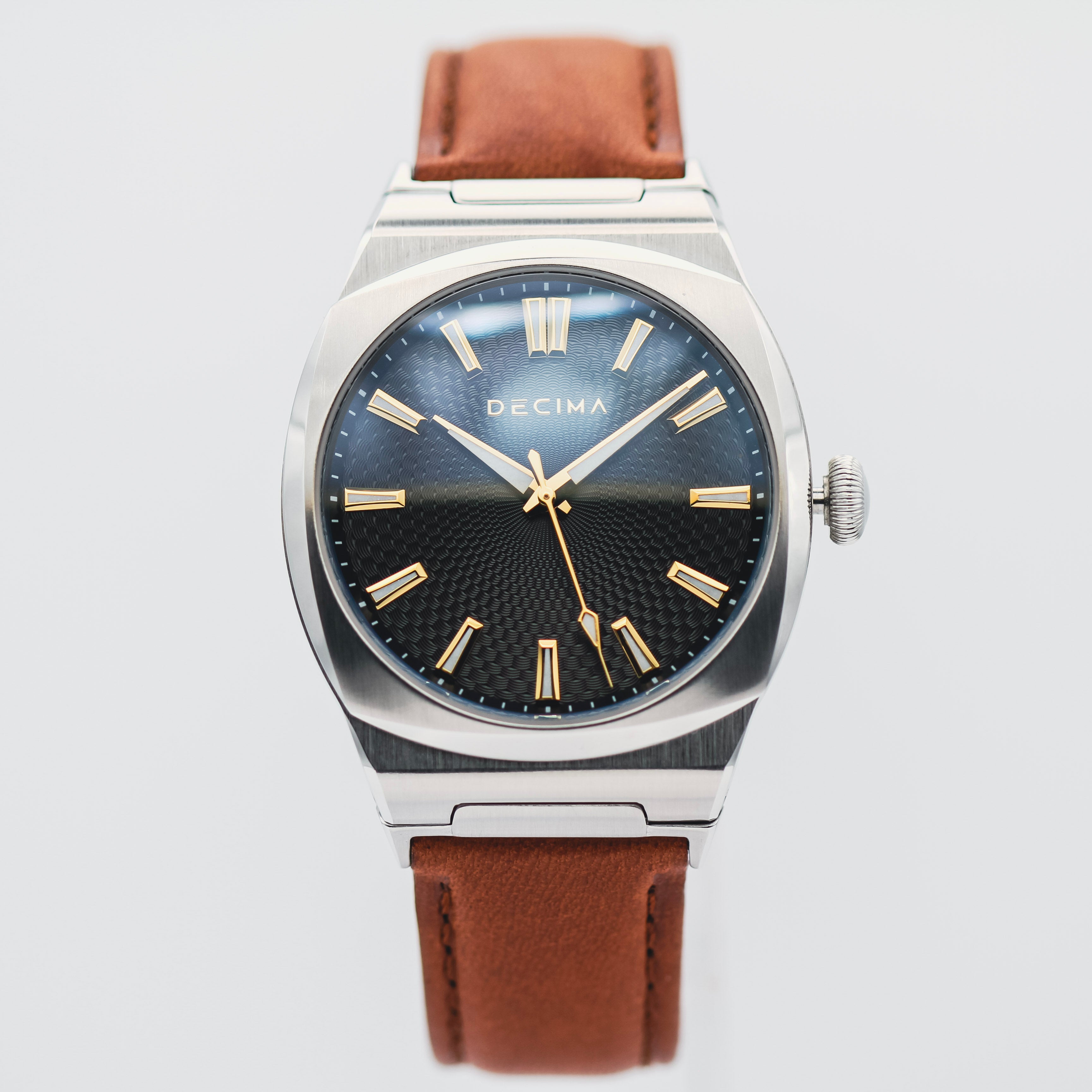 DECIMA_GATEKEEPER_BLACK_GOLD_S