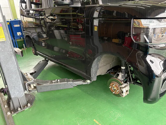 ホンダ N-BOX スタッドレスタイヤ組み換え│岐阜県瑞穂市