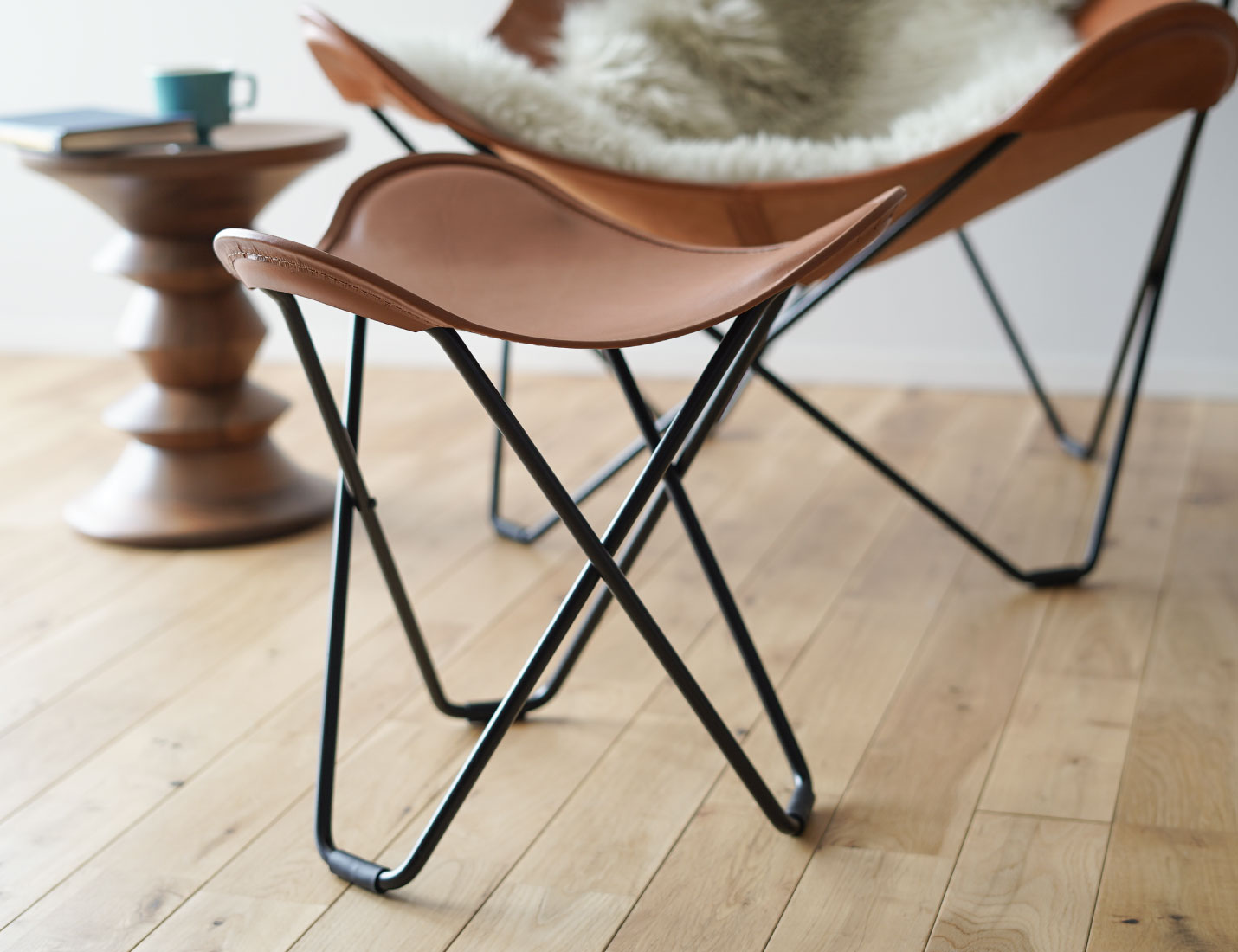 CUERO（クエロ） BKFチェア マリポサ ブラウン／フラインググース