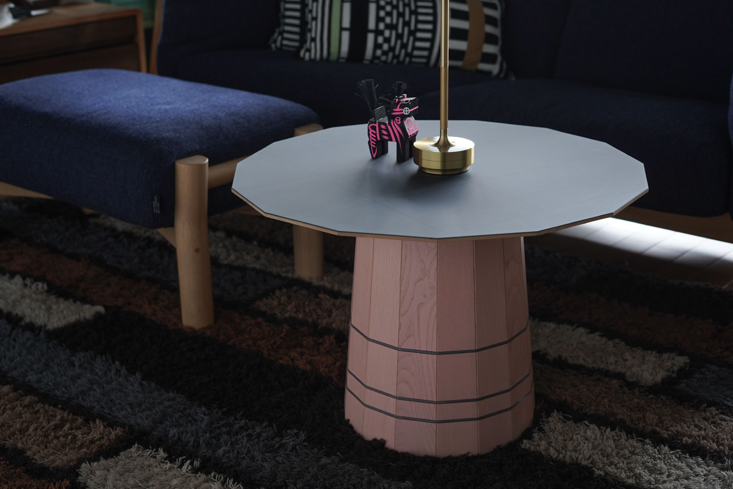 カリモクニュースタンダード カラーウッド ダークグリッド（Karimoku