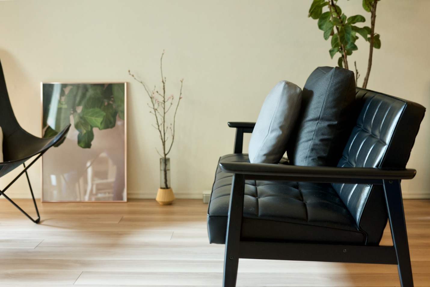 カリモク60 Kチェア 2シーター ブラックブラック［W36143BB