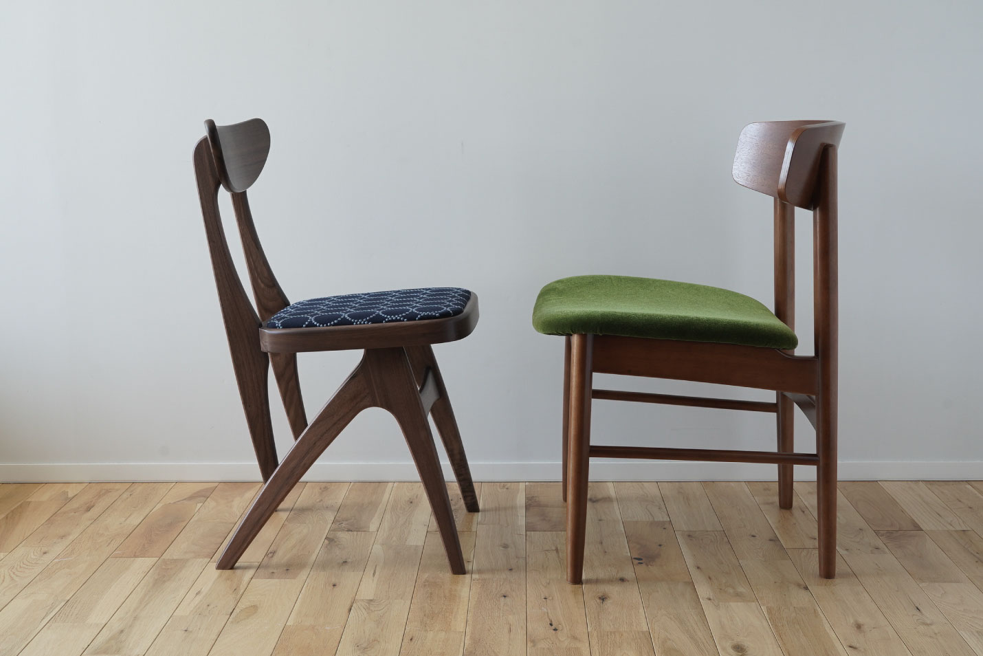 マルニ60 デルタチェア ウォルナット ファブリック M-01 | インテリア