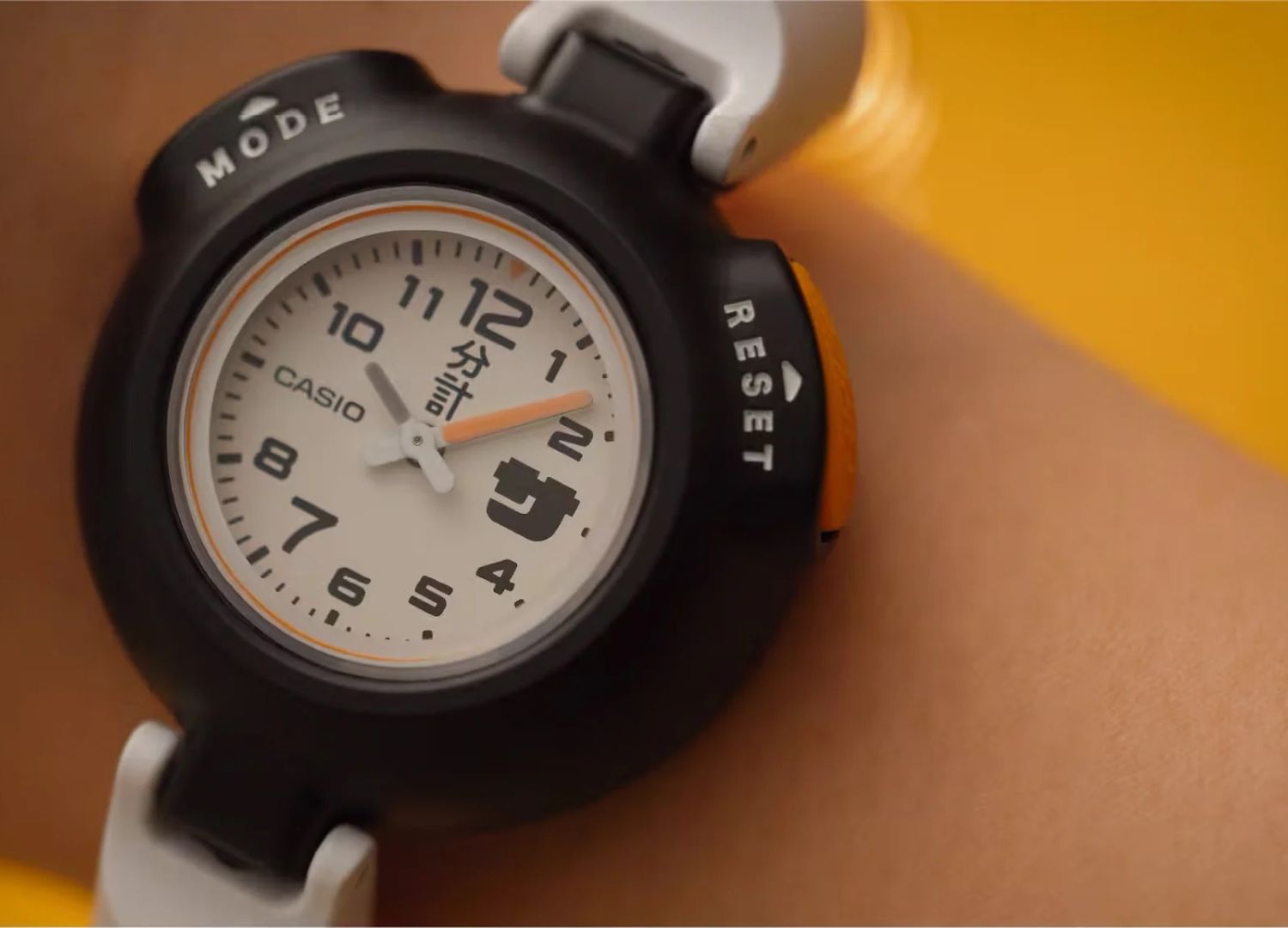 The Casio CPP-002 wristwatch is sauna-approved : DesignWanted