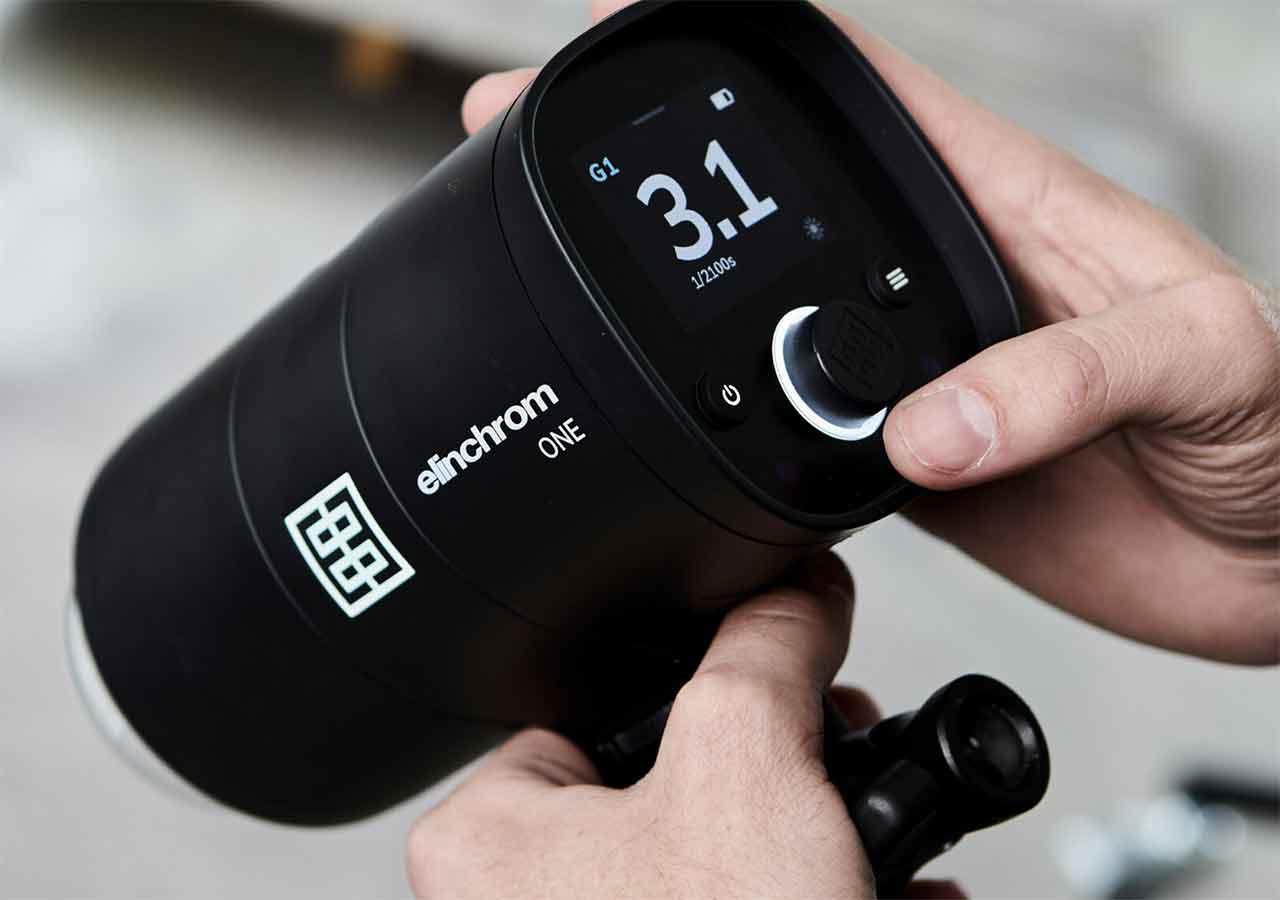 Elinchrom ONE - Off Camera Flash - Delay Design Studio