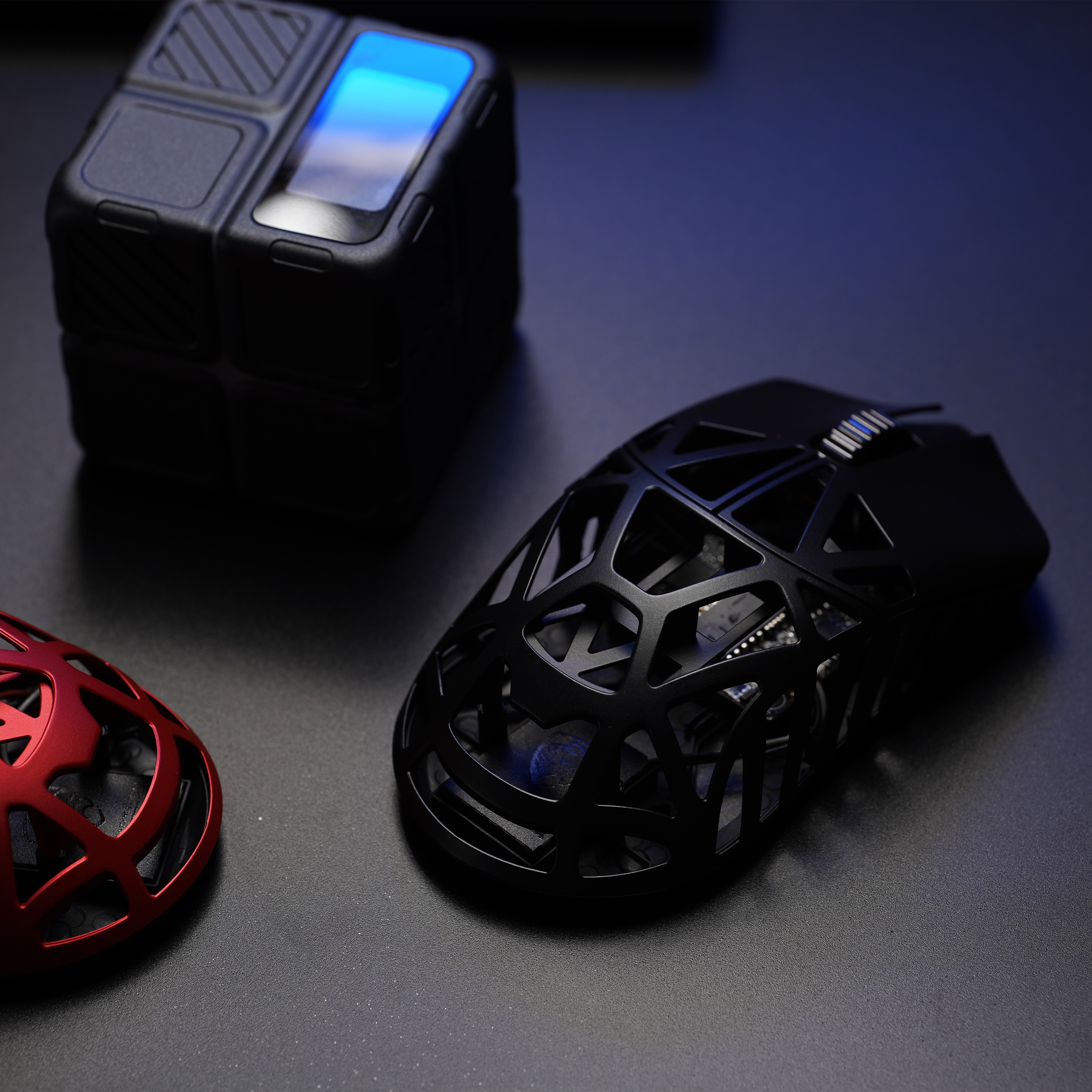 BEAST X ワイヤレスゲーミングマウス