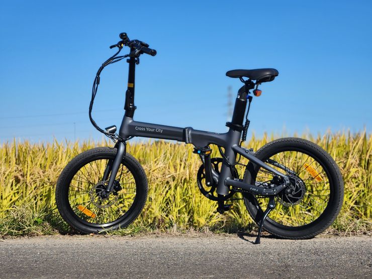 電動アシスト自転車】18kgと軽量コンパクト折りたたみでかっこいい