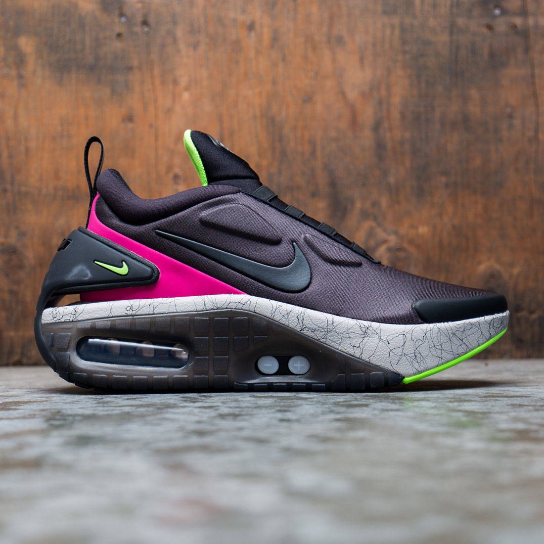 nike men adapt auto max black black fireberry electric green