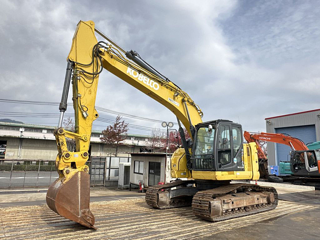 KOBELCO SK235SR-5 (Excavators) at Hyogo, Japan | Buy used Japanese