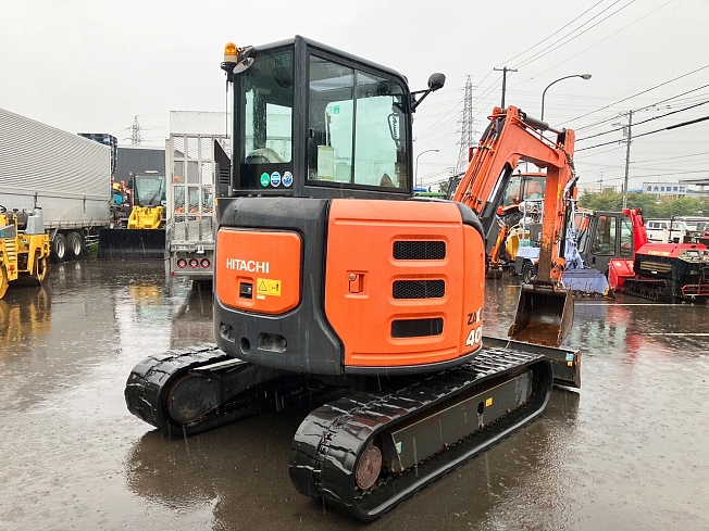 日立建機 ZX40U-5B | 北海道のミニ油圧ショベル(ミニユンボ