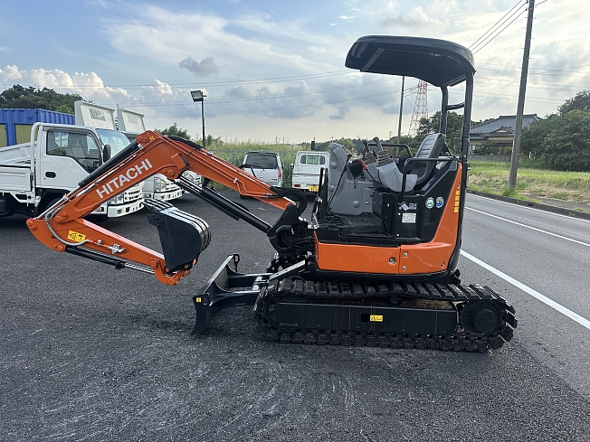 日立建機 ZX30U-5B | 千葉県のミニ油圧ショベル(ミニユンボ