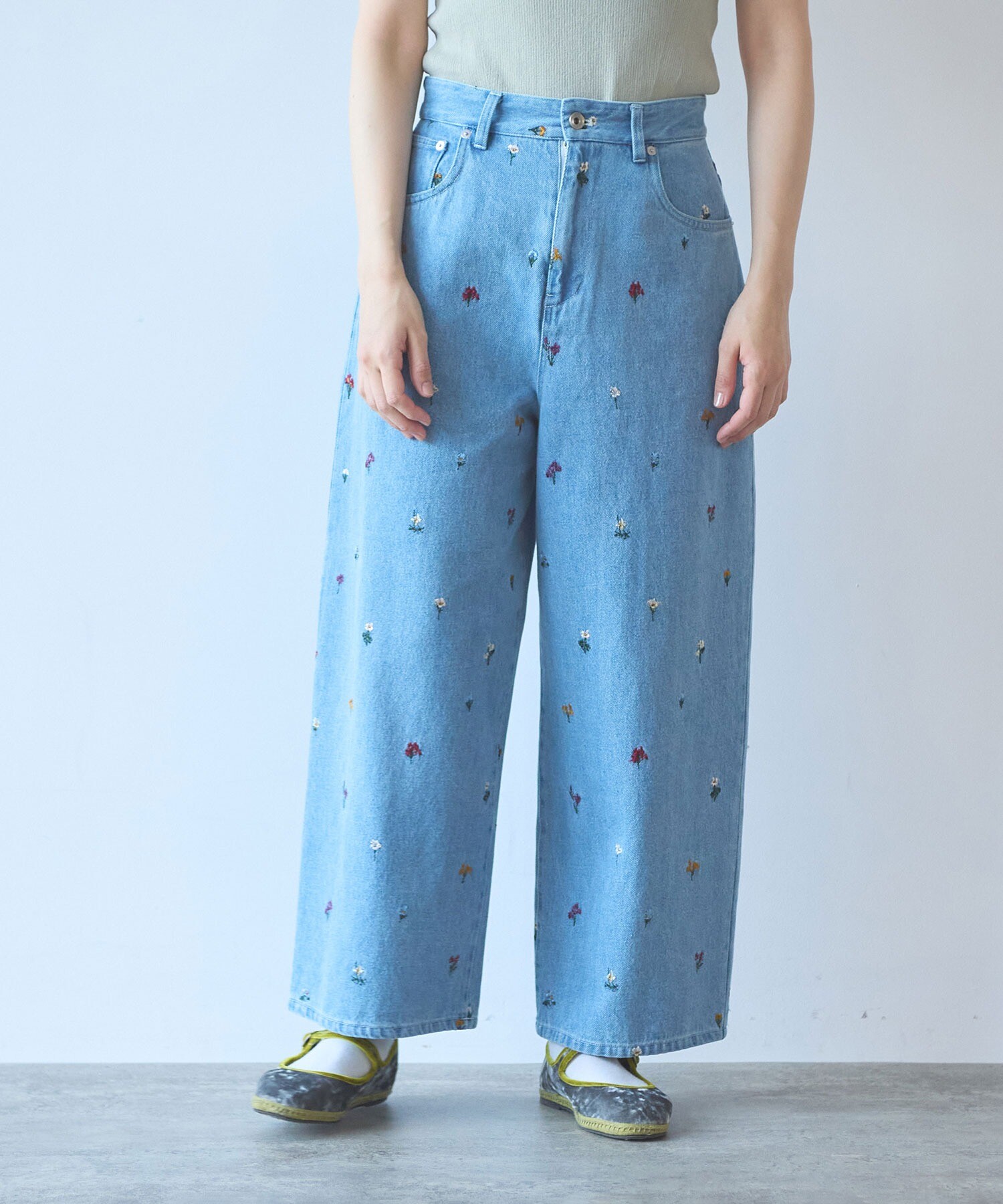 AMBIDEX Store floral embloidely denim 5pkt back gum パンツ(M