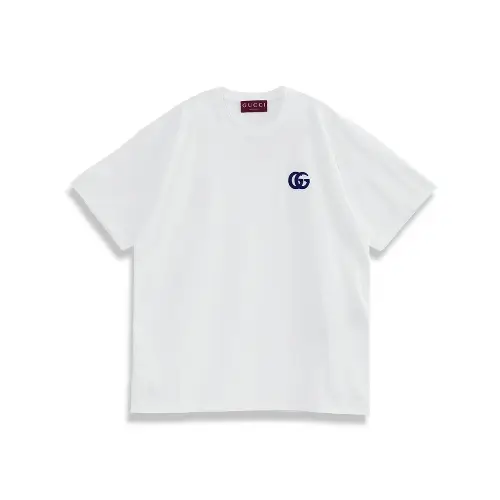 山田涼介が着用している「Tシャツ」のアイテム紹介