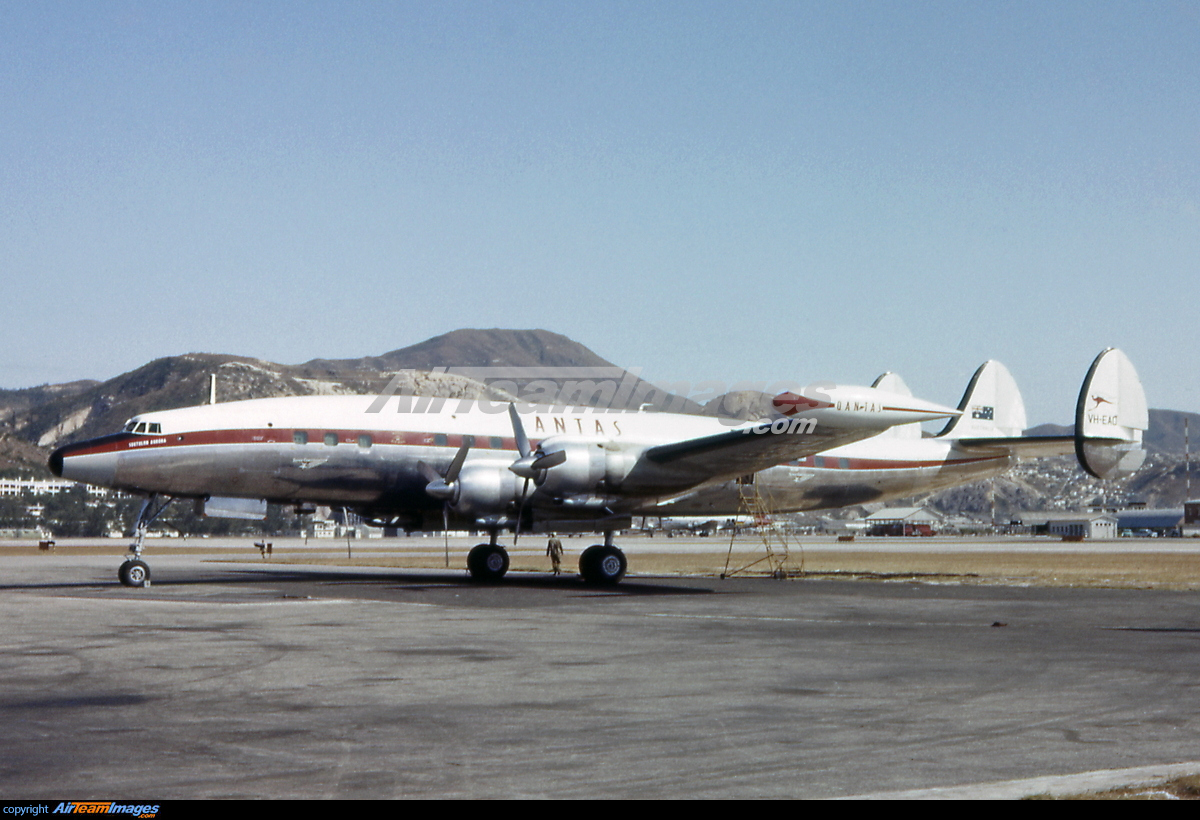 L-1049G Super Constellation Qantas VH-EAO - AirTeamImages.com