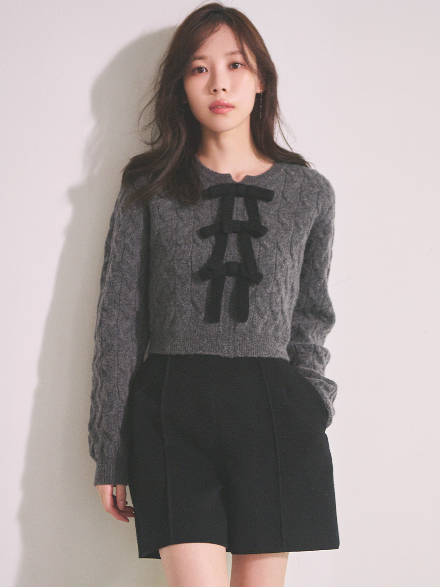 リボンモチーフケーブルニットプルオーバー(ニットプルオーバー)｜TOPS