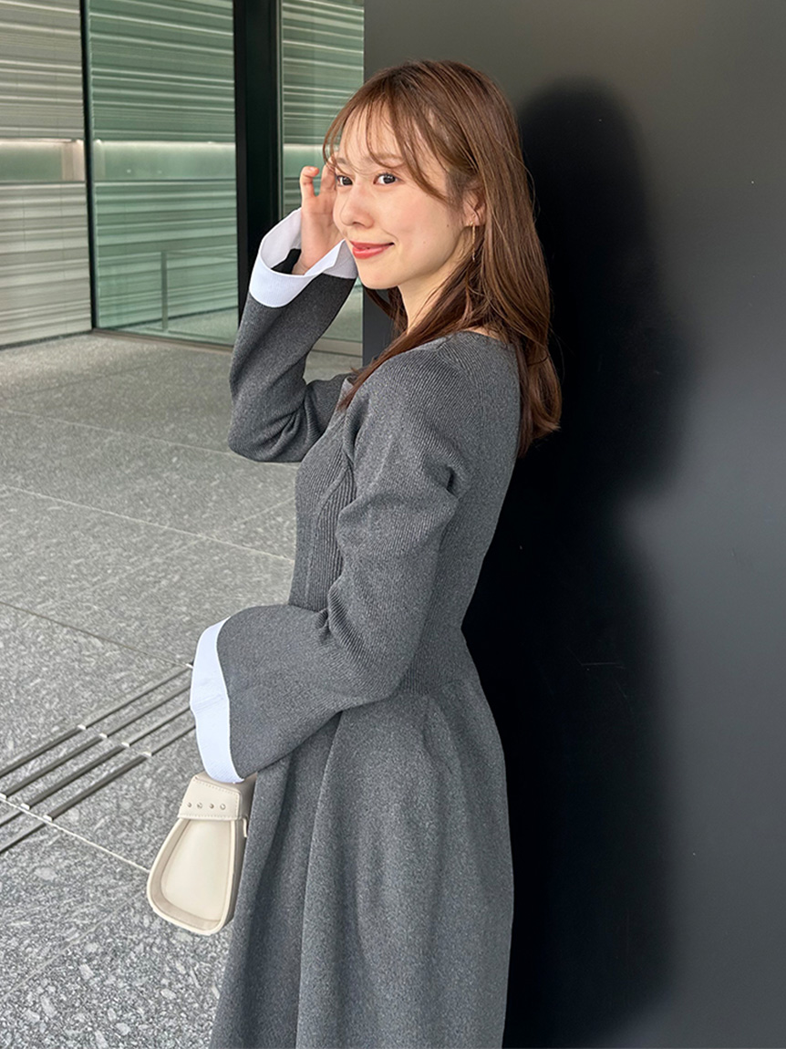 ベルスリーブホールガーメントニットワンピース(デイリーワンピース