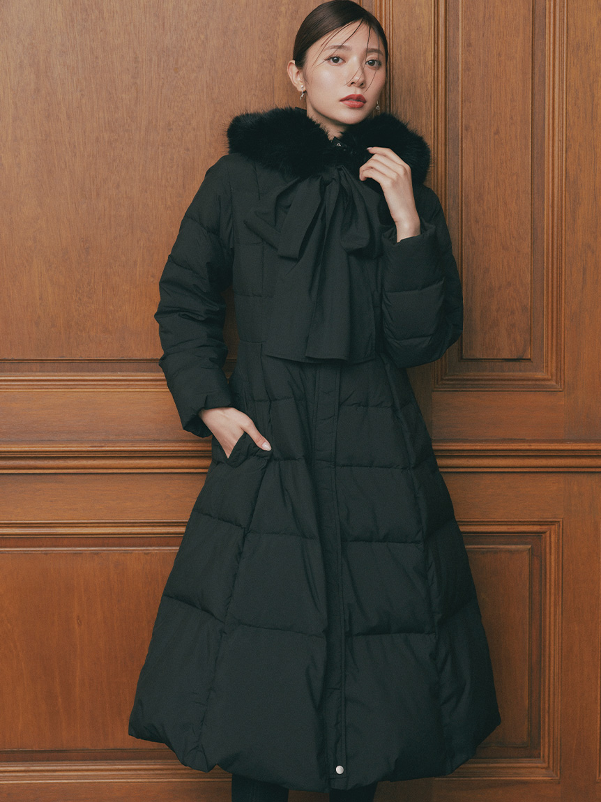 限定カラーあり】フードリボンロングダウンコート(コート)｜OUTER