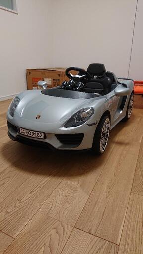 電話 ミニカー トイザラス アヴィーゴ 6v ポルシェ918 電動自動車 電話