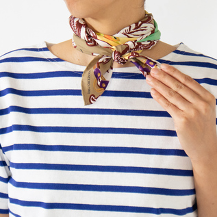 MANTERO シルクスカーフ(68×68)／MANTERO（マンテロ）｜愛着を持って