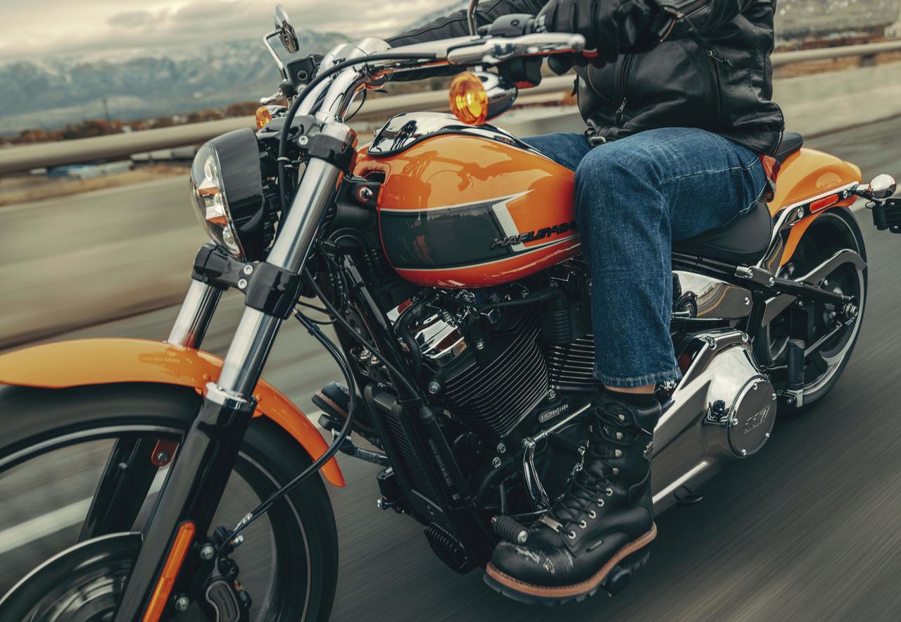 ハーレーダビッドソン新型「ブレイクアウト」登場！ 2023年注目の