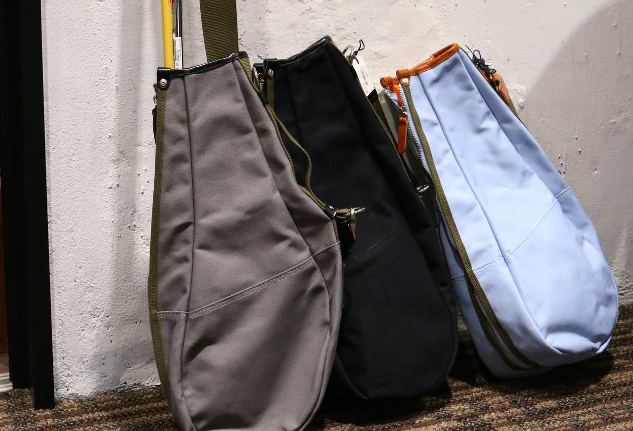 これは新発想！ 休日の“ちょい練”にピッタリの帆布クラブケース