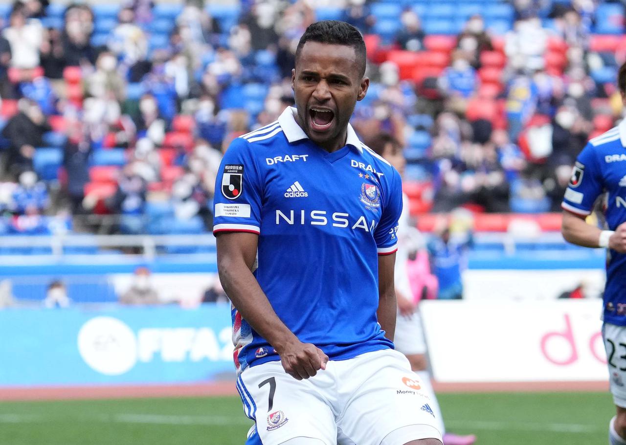 横浜FM】強くて速いエウベルが2G1Aで違いを生み出す！「F・マリノスの