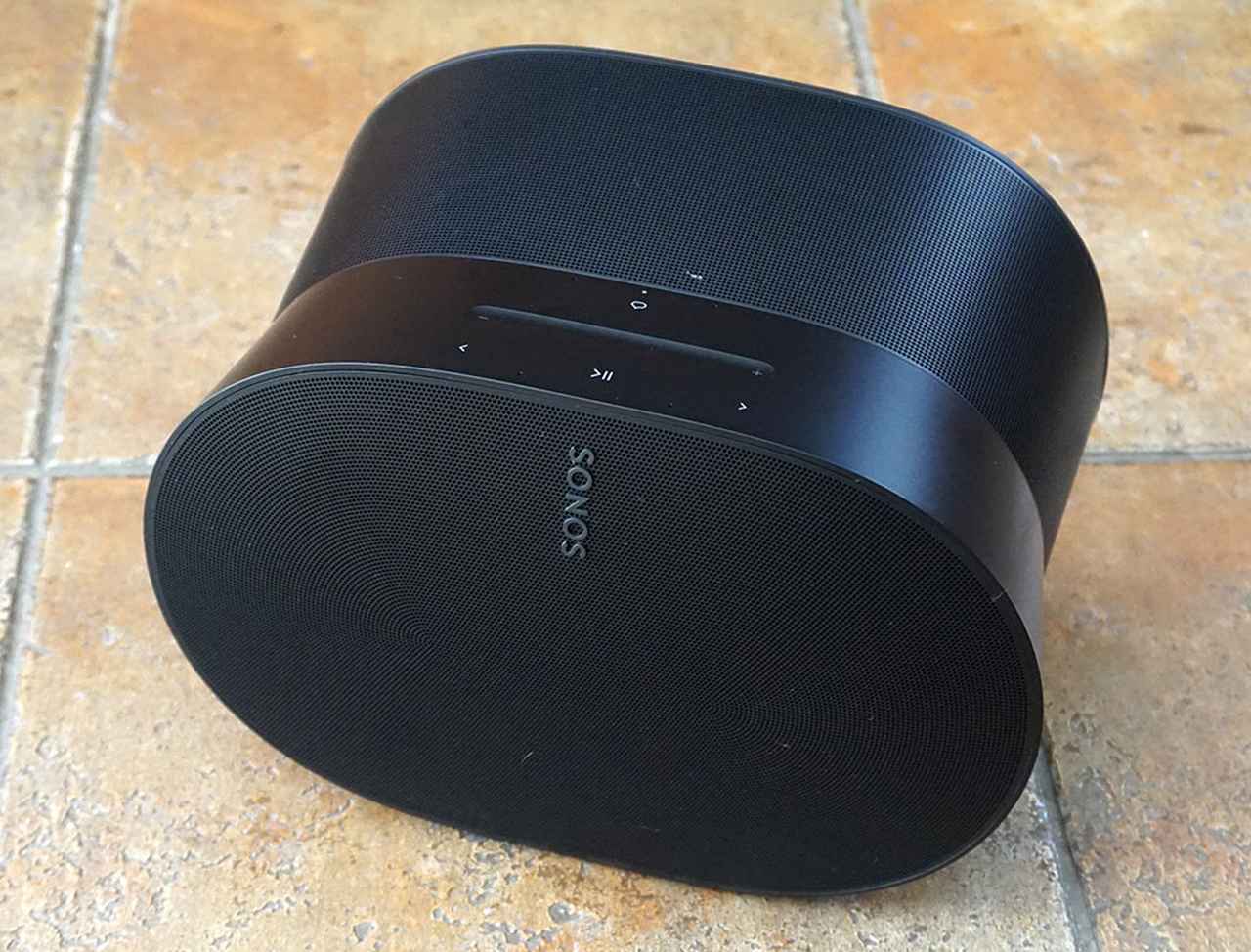 SONOSの新世代スマートスピーカー「Era 300」をリビングに導入する（後