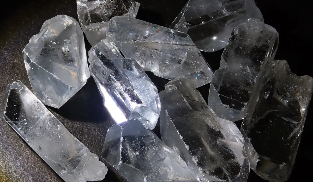 重晶石バライト｜バリウム鉱石としての役割やセレスタイトとの関係