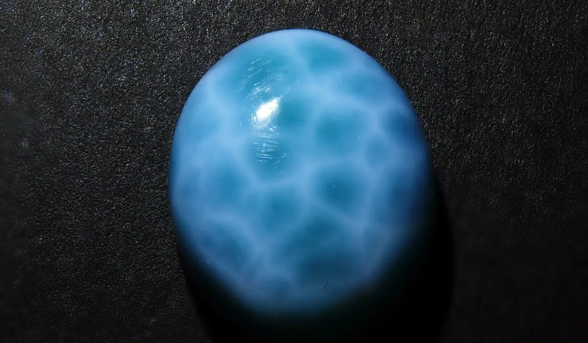 ラリマーの価値はどれ位？偽物の種類と私たちにできる見分け方