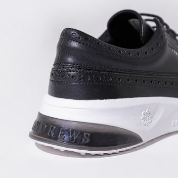 エアソール採用で優れたクッション性！「St ANDREWS」の新作スパイク