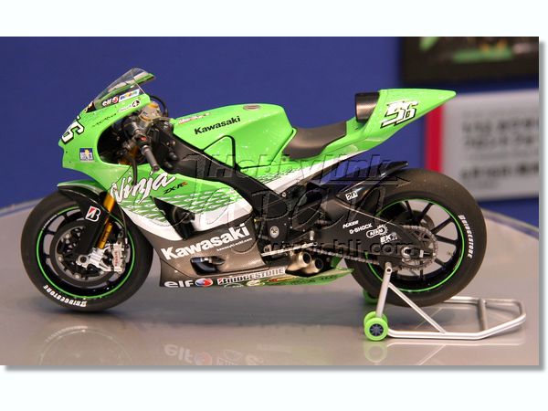 1/12 カワサキ ニンジャ ZX-RR | HLJ.co.jp