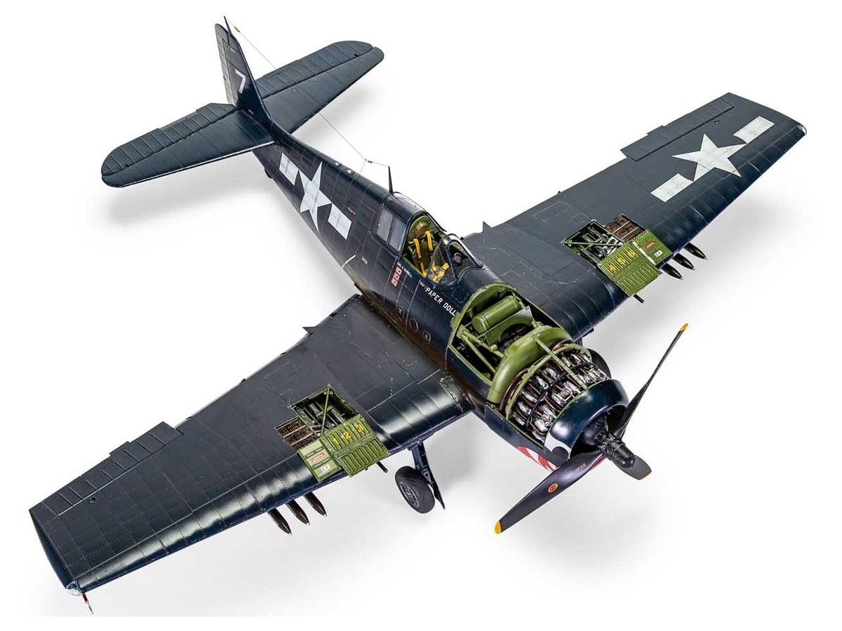 1/24 グラマン F6F-5 ヘルキャット | HLJ.co.jp