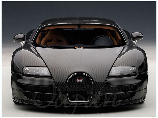 1/18 ブガッティ ヴェイロン スーパースポーツ (カーボンブラック