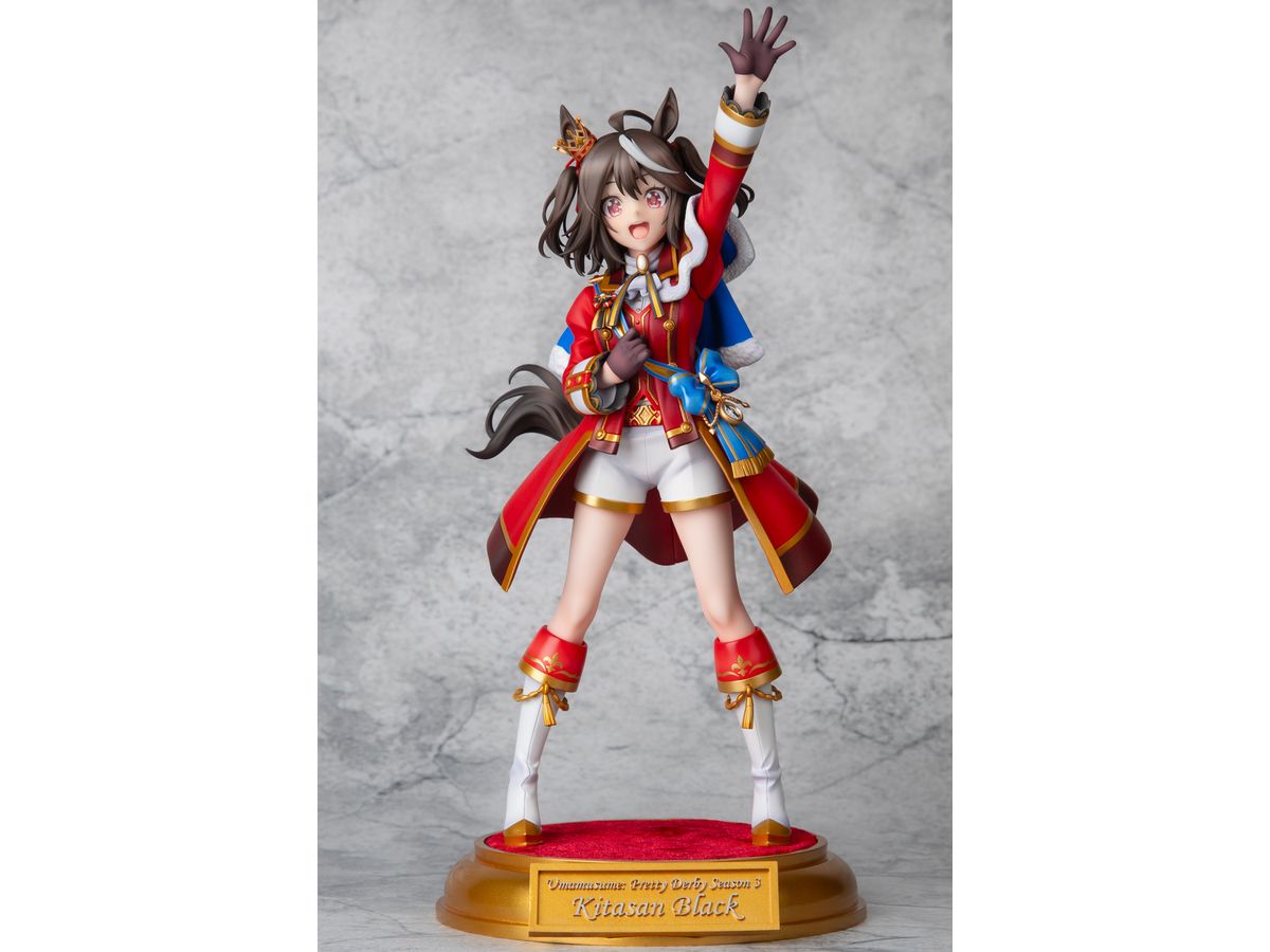 ヴ*)様 【未開封】1/7スケールフィギュア キタサンブラック 新勝負服