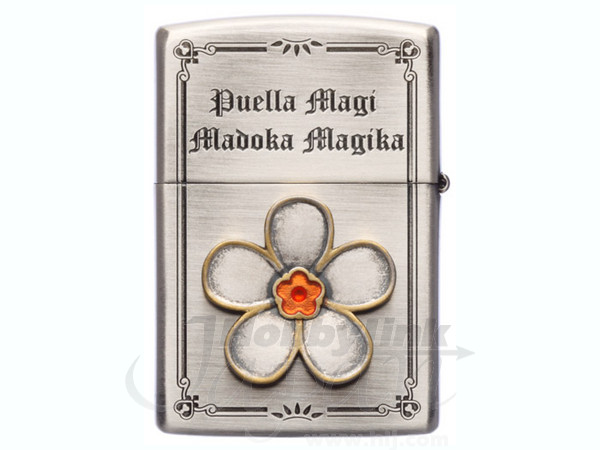 魔法少女まどかマギカ ZIPPOライター (巴マミ) メタル Ver. | HLJ.co.jp
