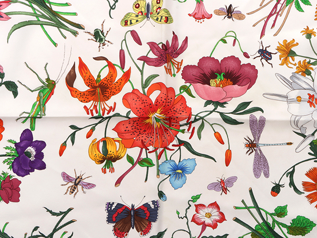 美品 グッチ スカーフ 大判フラワー 蝶々 魚 柄 w3325-1209-⑧-①