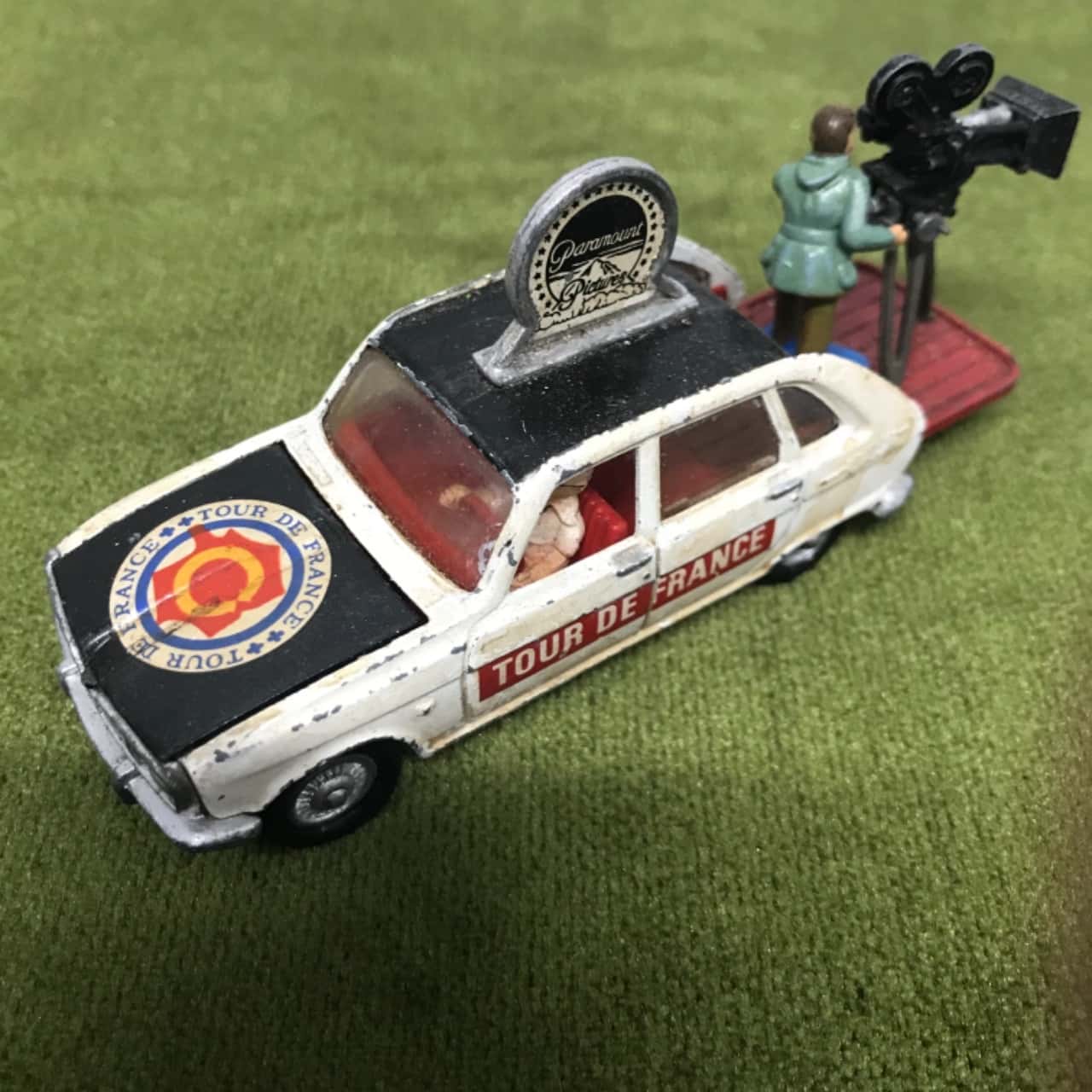 Corgi Toys - Renault 16 Paramount Tour de France(s)