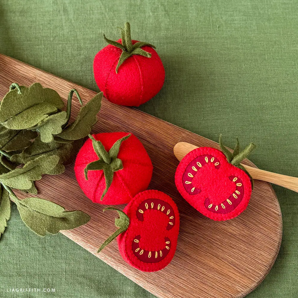 Felt Garden Tomatoes - Lia Griffith