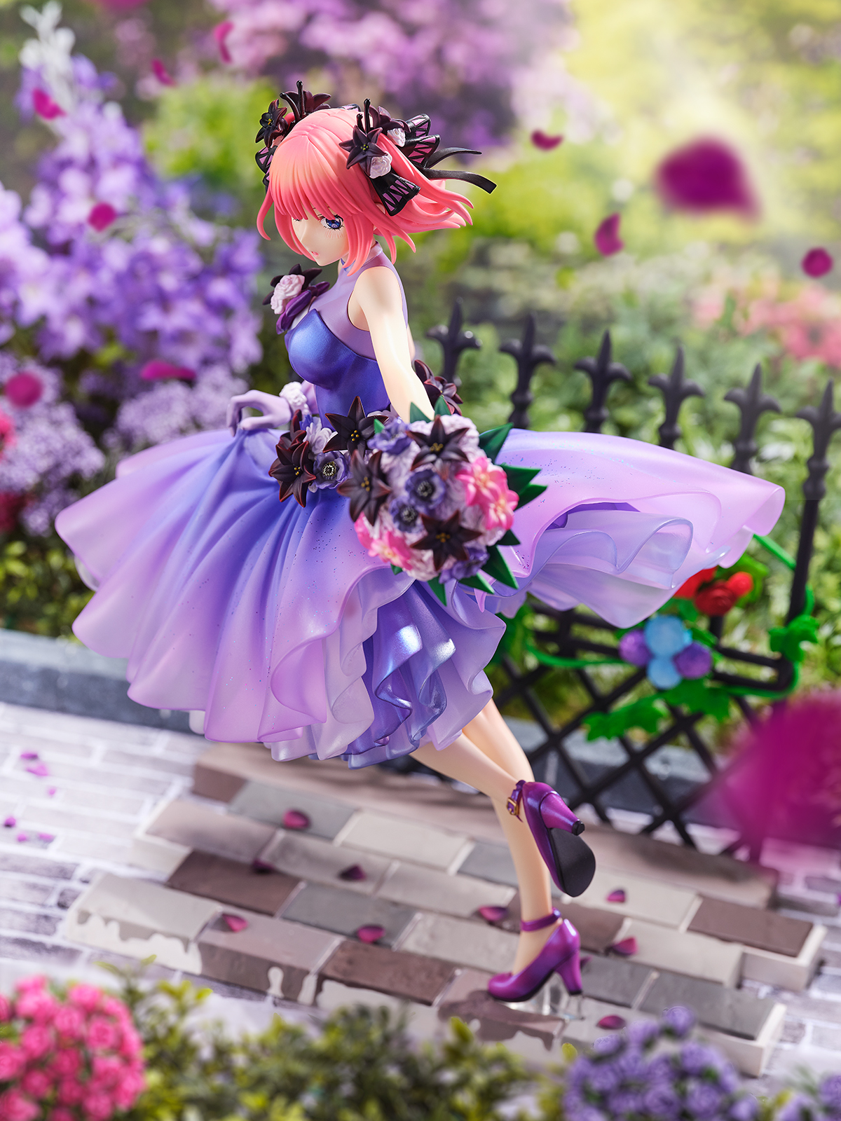 SHIBUYA SCRAMBLE FIGURE 中野 二乃 -Floral Dress Ver.- 1/7スケール
