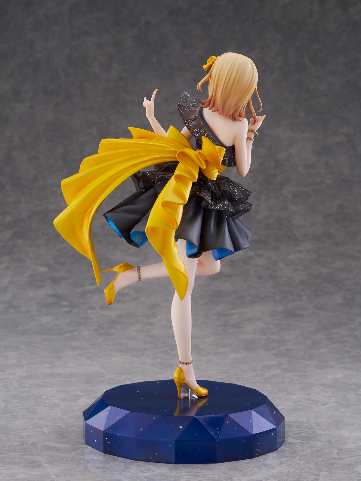 SHIBUYA SCRAMBLE FIGURE 一色いろは -Starry Dress Ver.-