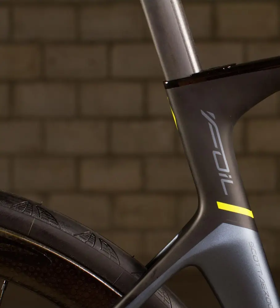 2018 Scott Foil Premium disc – Specs, Comparisons, Reviews – 99 Spokes