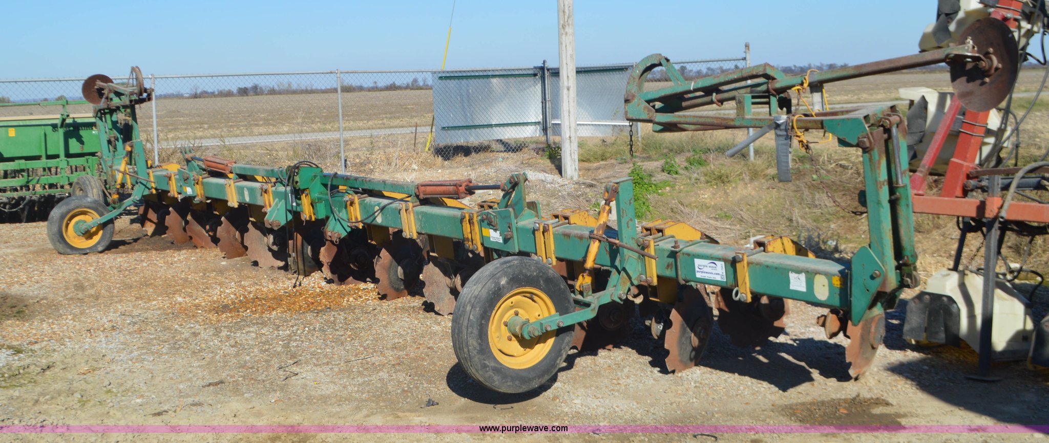 Forrest City hipper in Essex, MO | Item K7551 sold | Purple Wave