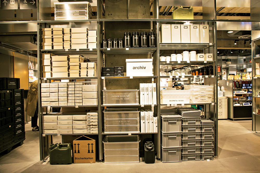 2ページ目）狙い目は業務用とヴィンテージ！人気スタイリストが指南